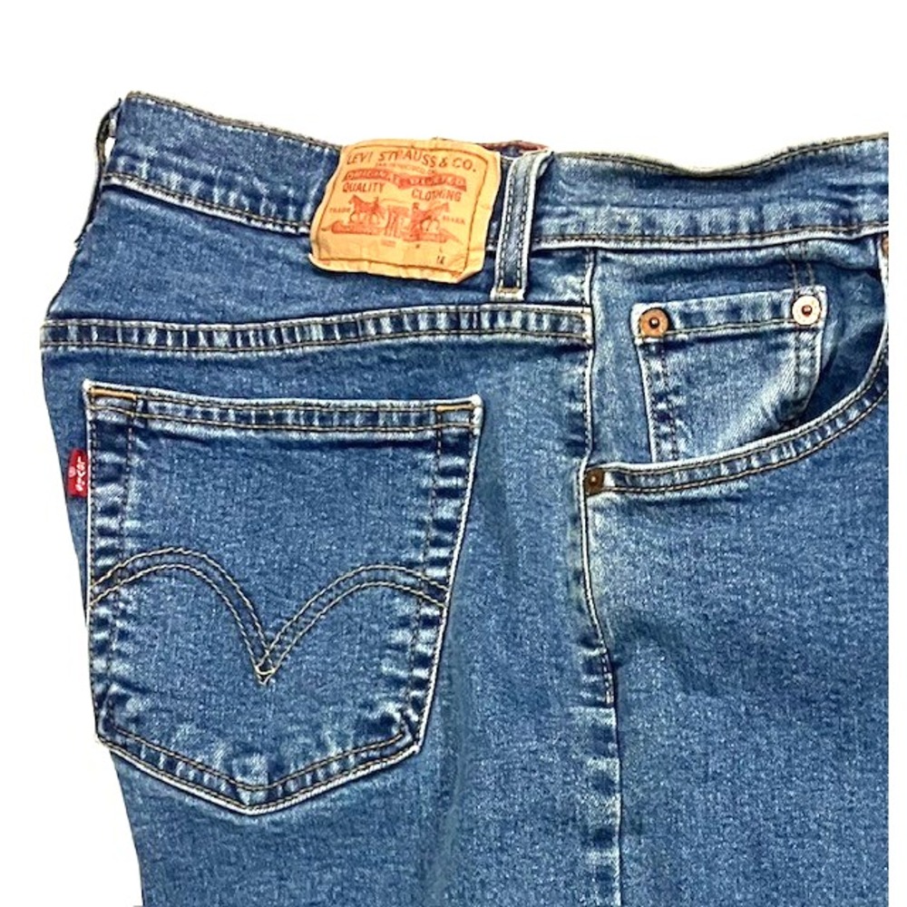Levi's 550 Ladies Classic Relaxed Bootcut Jeans Size 12M (30 X 30) Medium Denim
